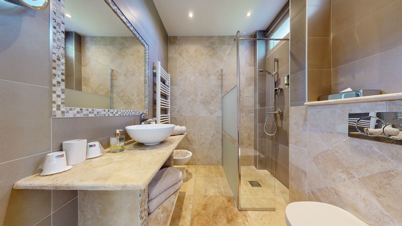 Photo of Bathroom in Tourtour