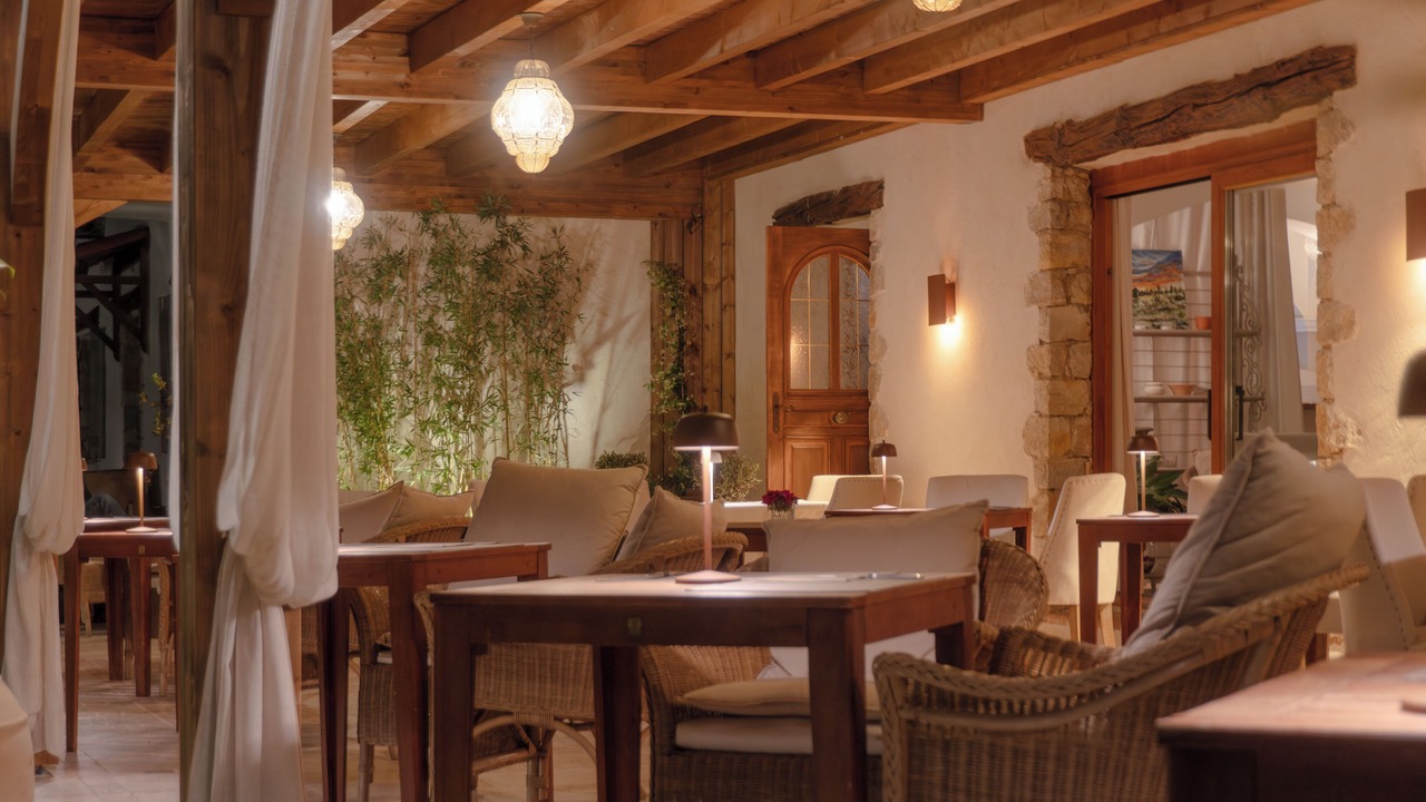 Photo of Patio Balcony in Tourtour