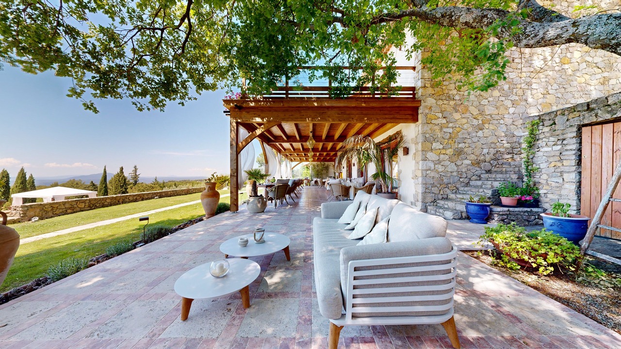 Photo of Patio Balcony in Tourtour