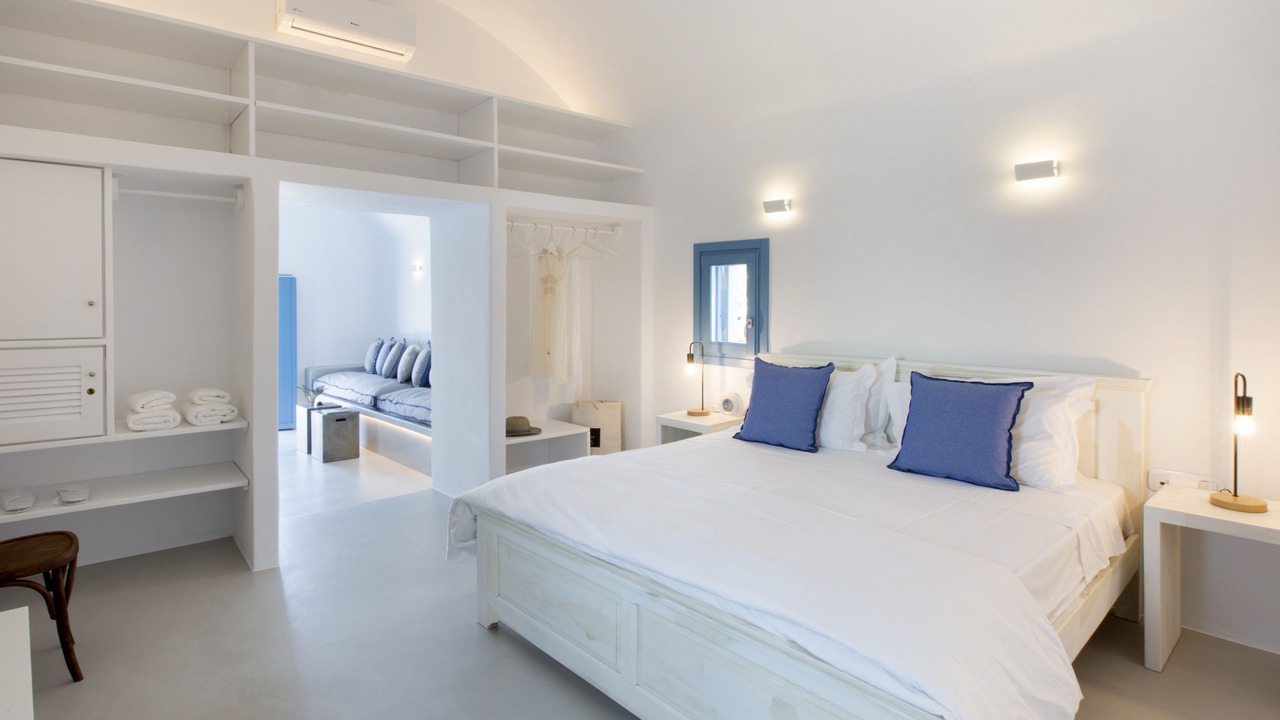 Photo of Bedroom in Akrotiri