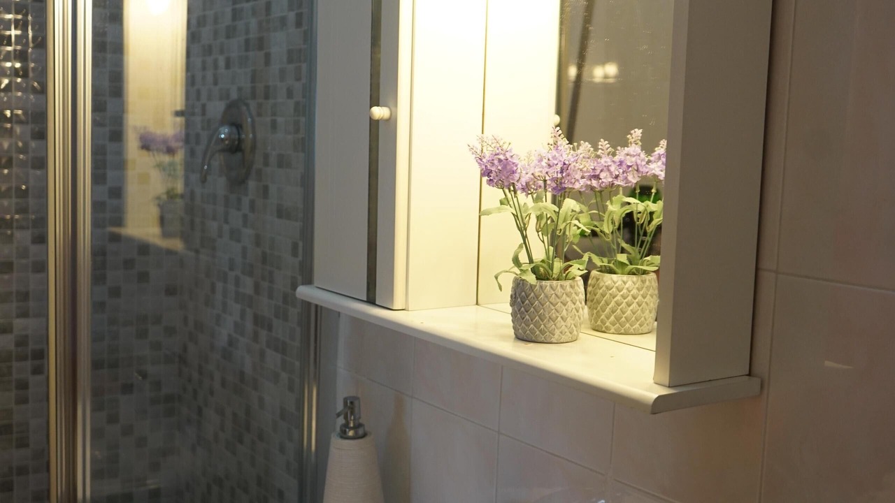 Photo of Bathroom in Mercato