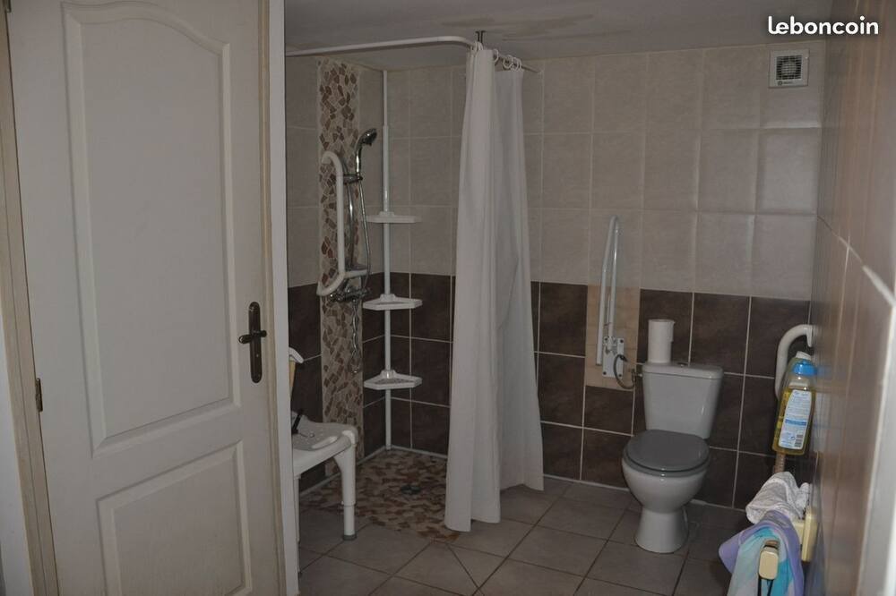 Photo of Bedroom in Saint-Chamas