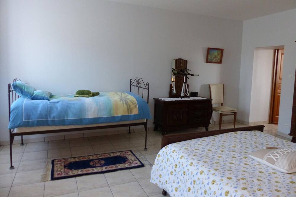 Photo of Bedroom in Arfeuilles
