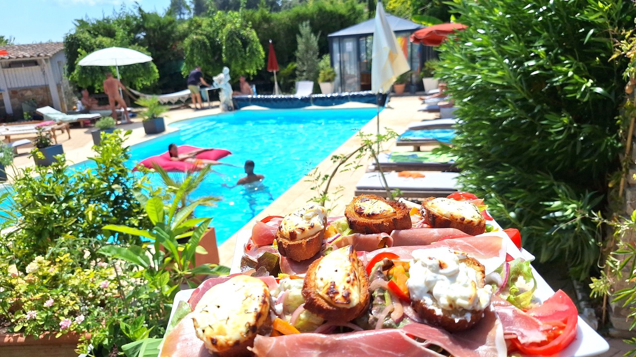 Photo of Outdoor in Taradeau