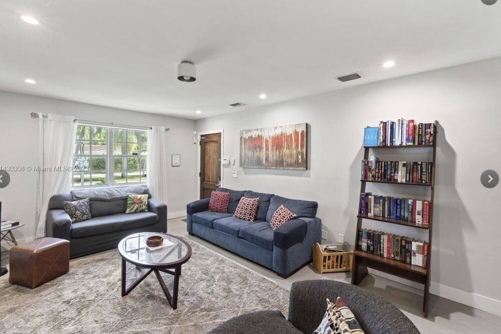 Photo of Livingroom in Miami Shores