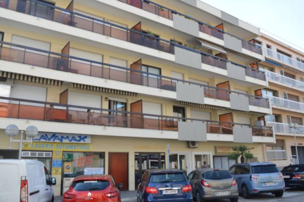 Photo of Outdoor in Sainte-Maxime City Centre