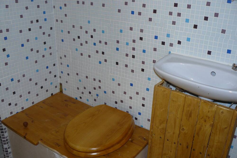 Photo of Bathroom in Barjols