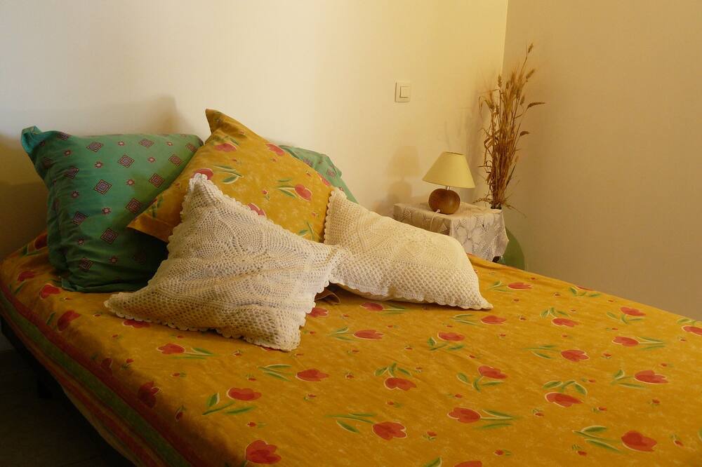 Photo of Bedroom in Barjols