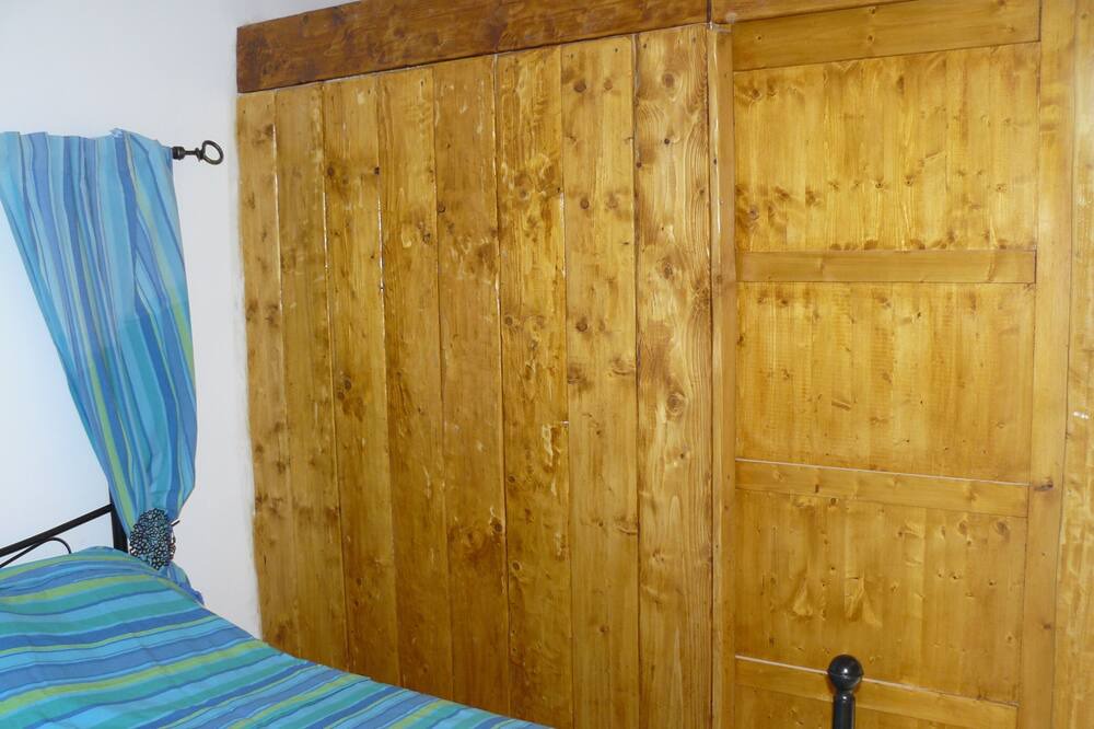 Photo of Bedroom in Barjols