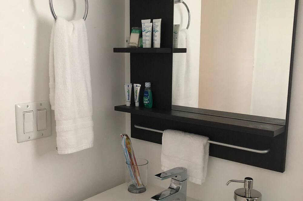 Photo of Bathroom in Miami Shores