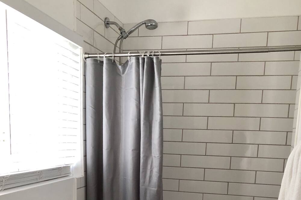 Photo of Bathroom in Miami Shores