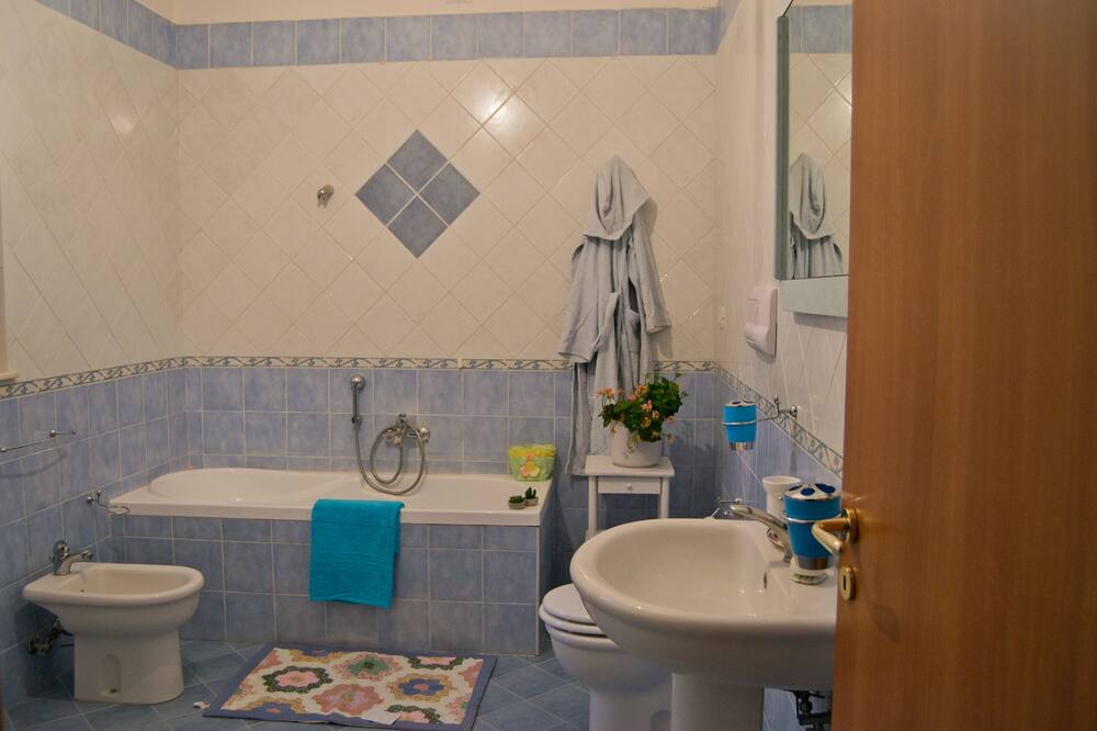 Photo of Bathroom in Giffoni Valle Piana