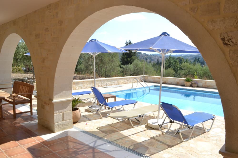 Photo of Outdoor in Douliana