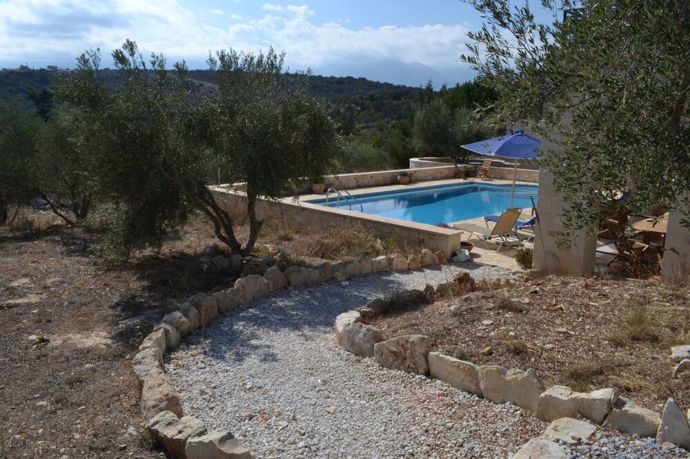 Photo of Outdoor in Douliana