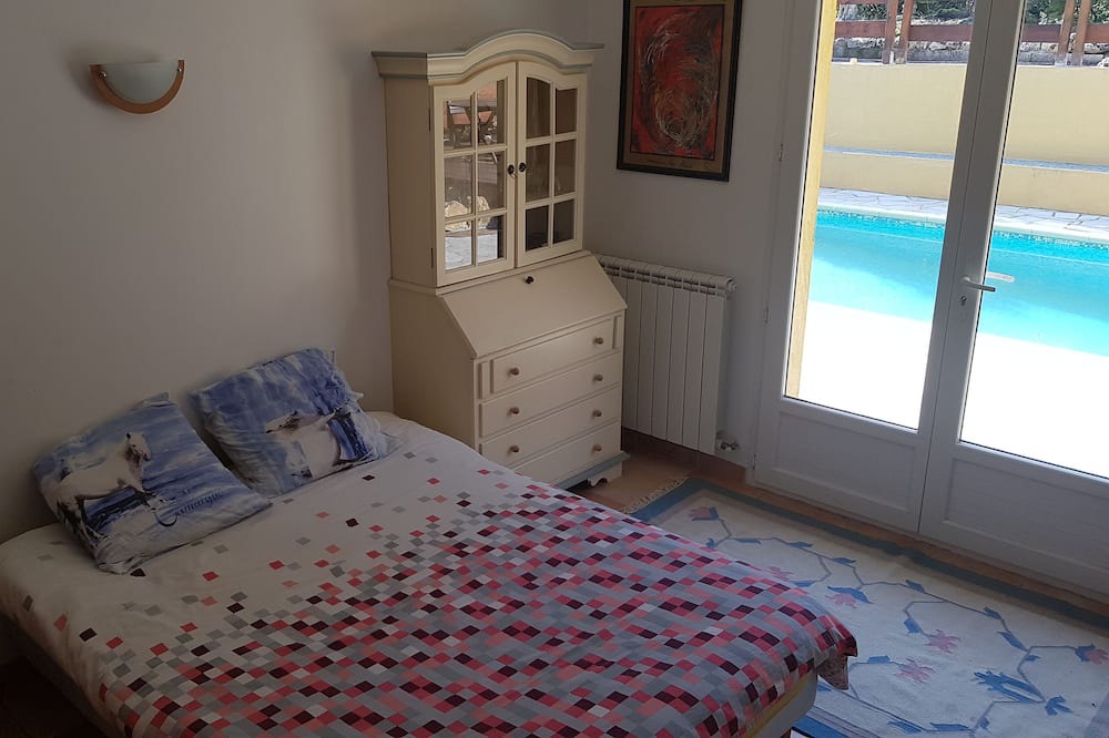 Photo of Bedroom in Trans-en-Provence