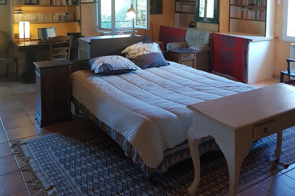Photo of Bedroom in Trans-en-Provence