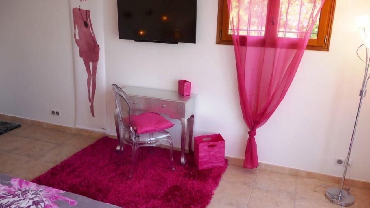 Photo of Bedroom in Draguignan