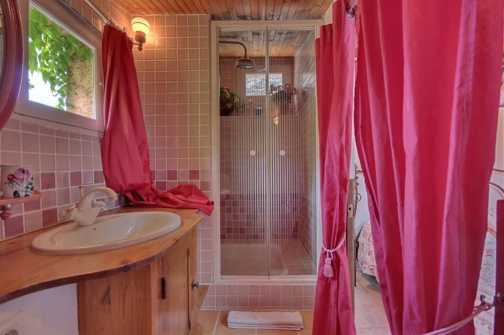 Photo of Bathroom in Taradeau