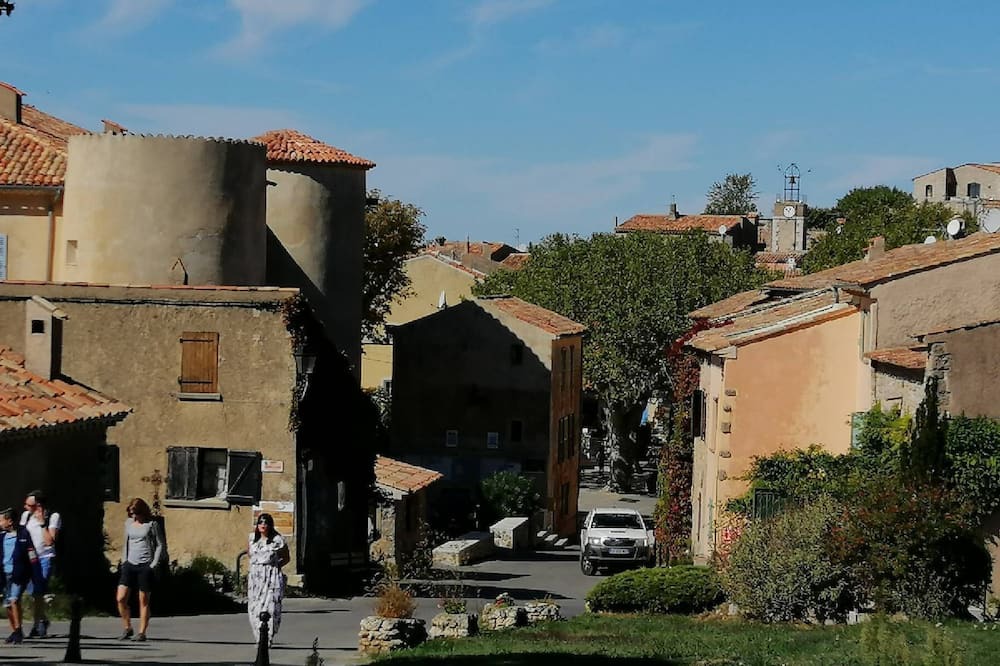 Photo of Outdoor in Taradeau