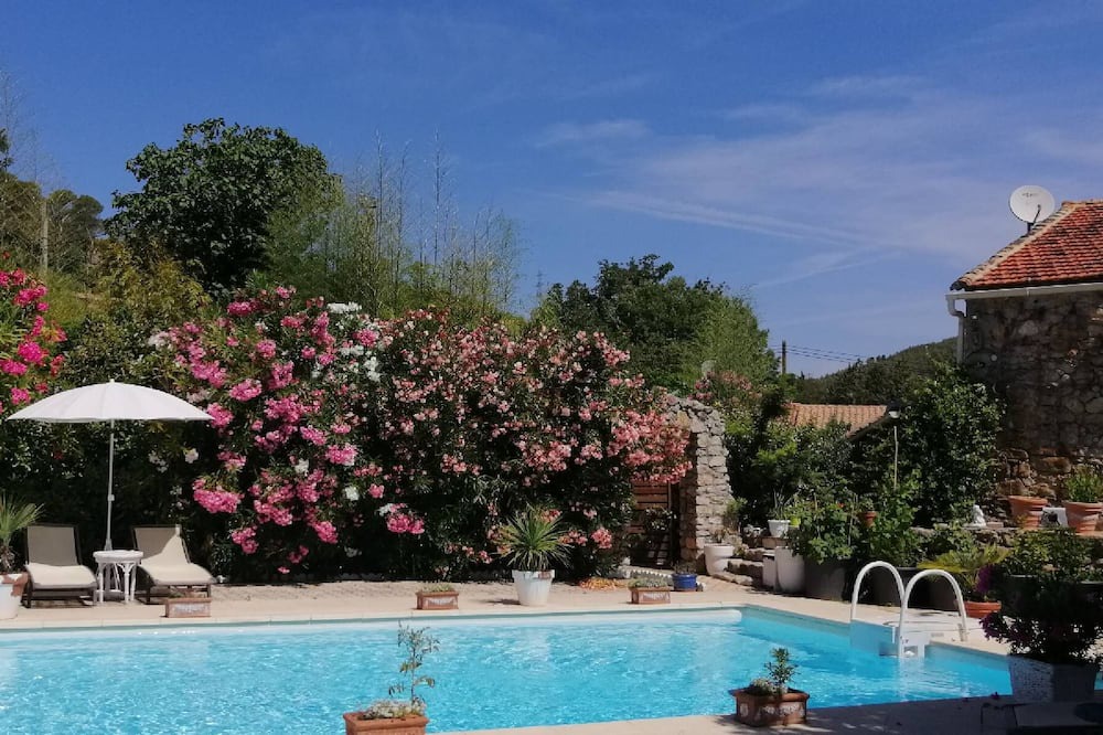 Photo of Outdoor in Taradeau