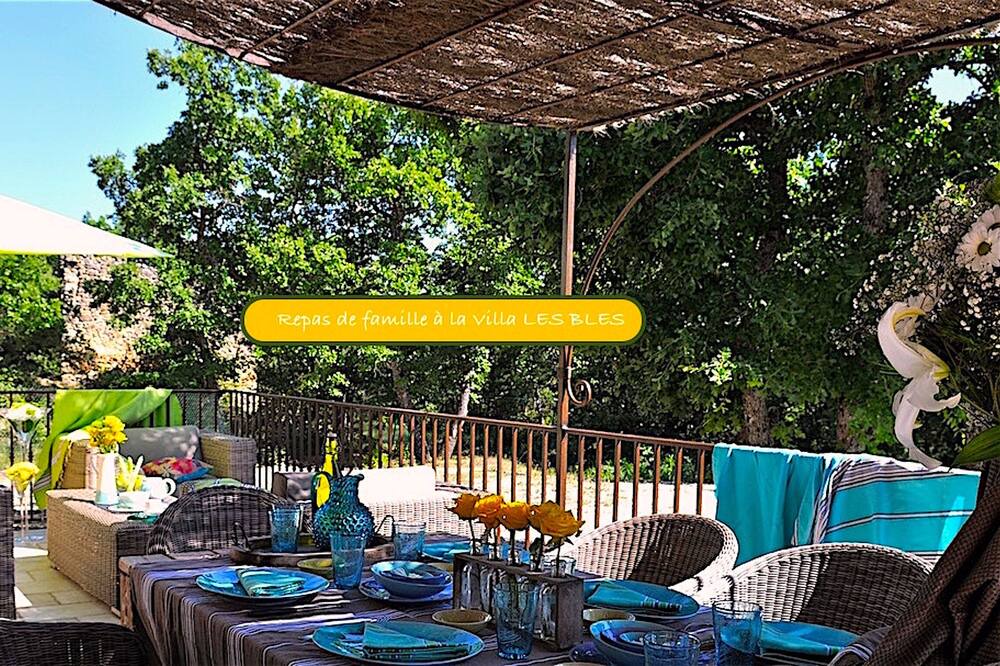 Photo of Patio Balcony in La Verdiere