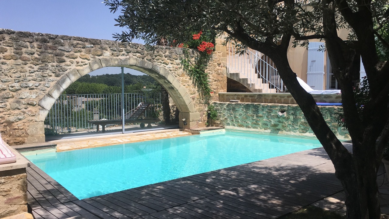 Photo of Outdoor in Grillon