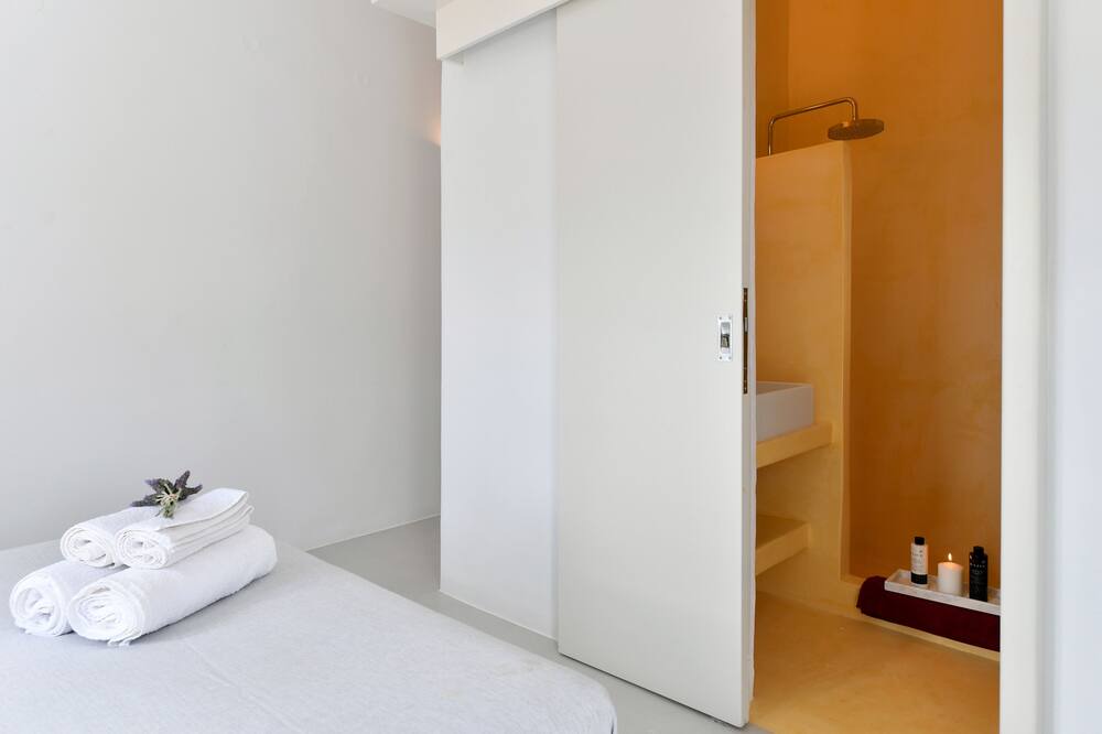 Photo of Bedroom in Nea Cryssi Akti