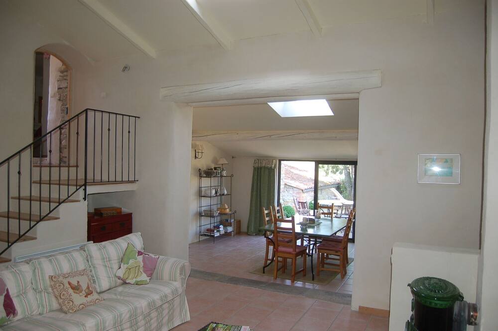 Photo of Bedroom in Massillargues-Attuech