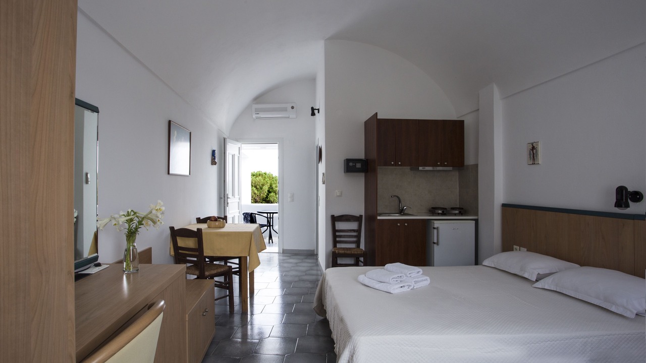 Photo of Bedroom in Perissa