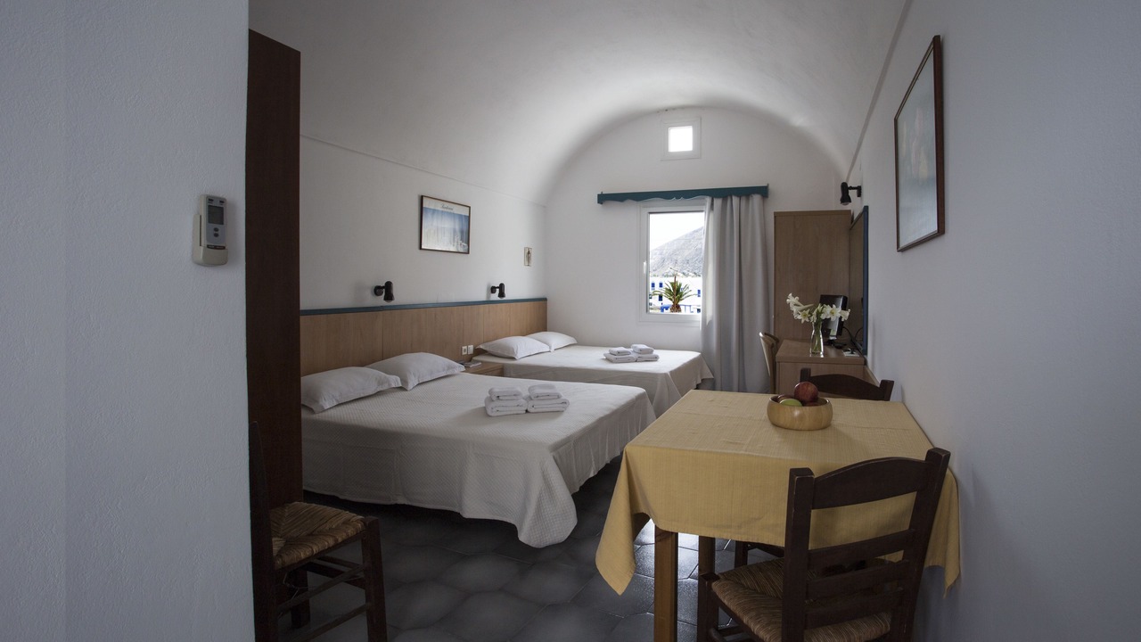 Photo of Bedroom in Perissa