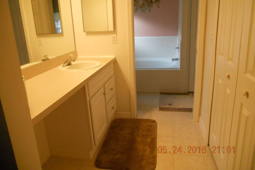 Photo of Bathroom in Chatham Park