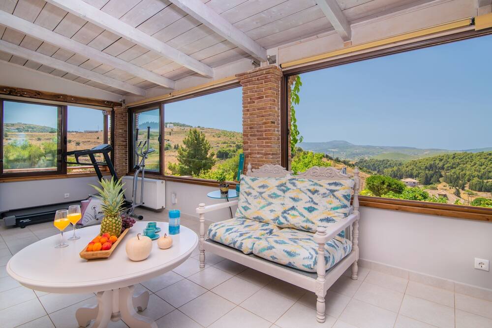 Photo of Patio Balcony in Ano Volimes
