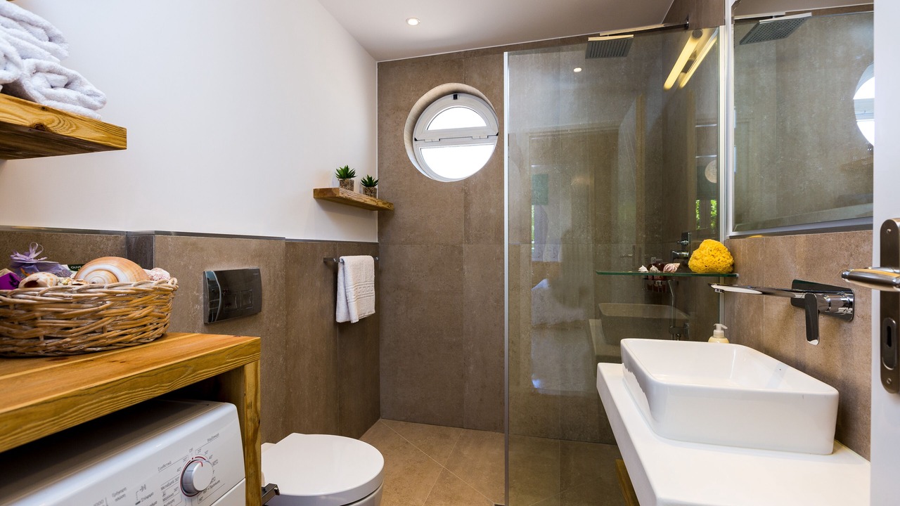 Photo of Bathroom in Adelianos Kampos
