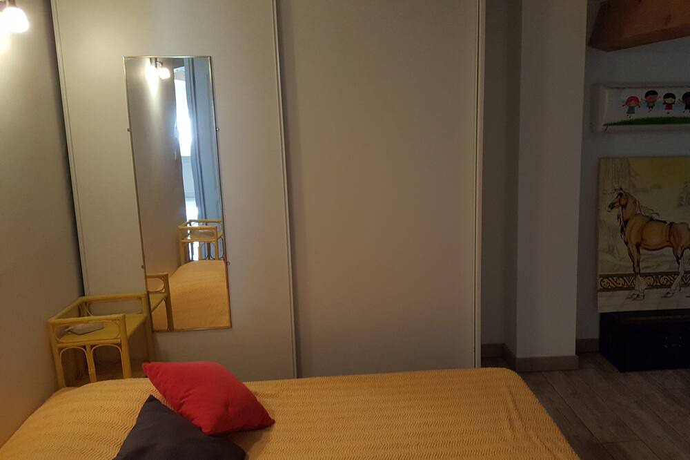 Photo of Bedroom in La Verdiere