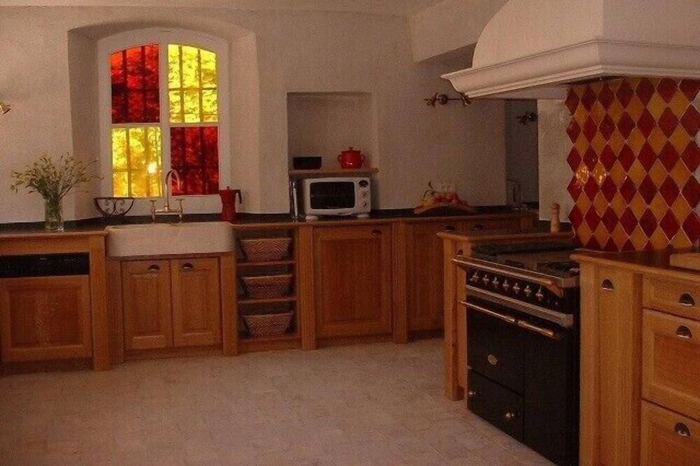 Photo of Kitchen in Varages
