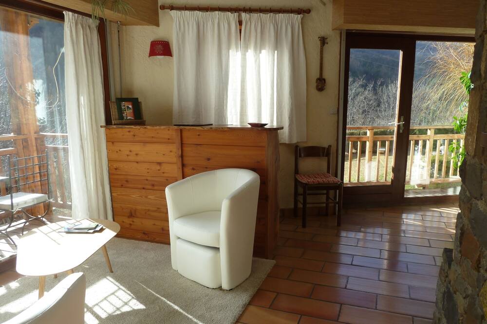 Photo of Livingroom in Les Vigneaux