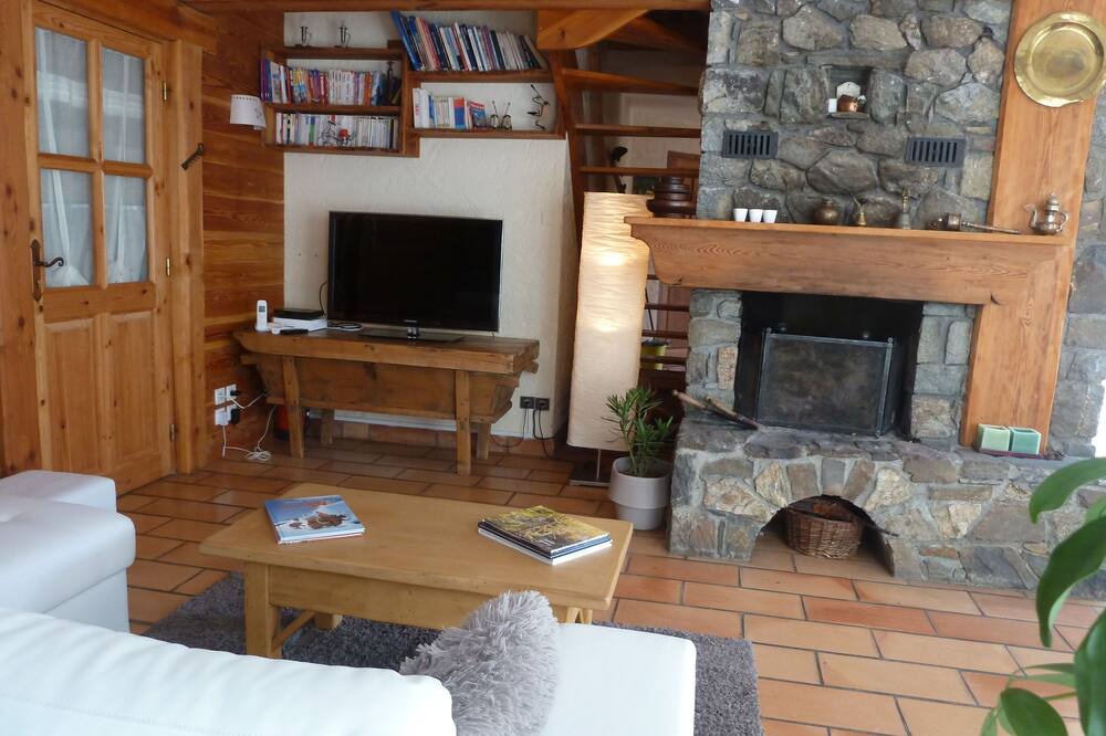 Photo of Livingroom in Les Vigneaux