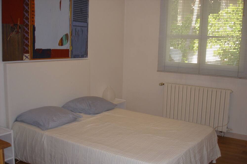 Photo of Bedroom in Allauch