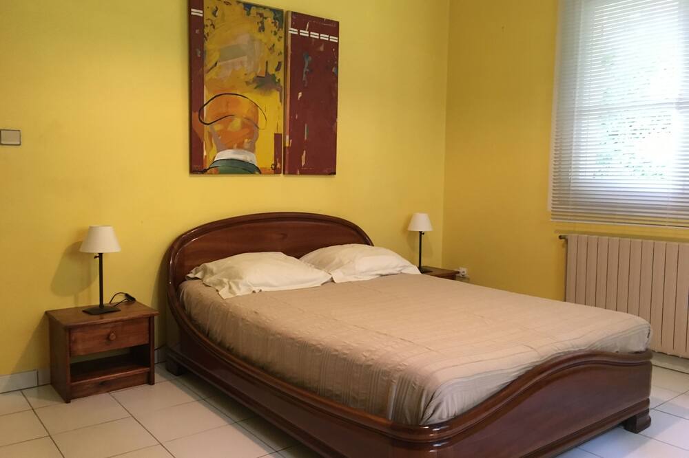 Photo of Bedroom in Allauch