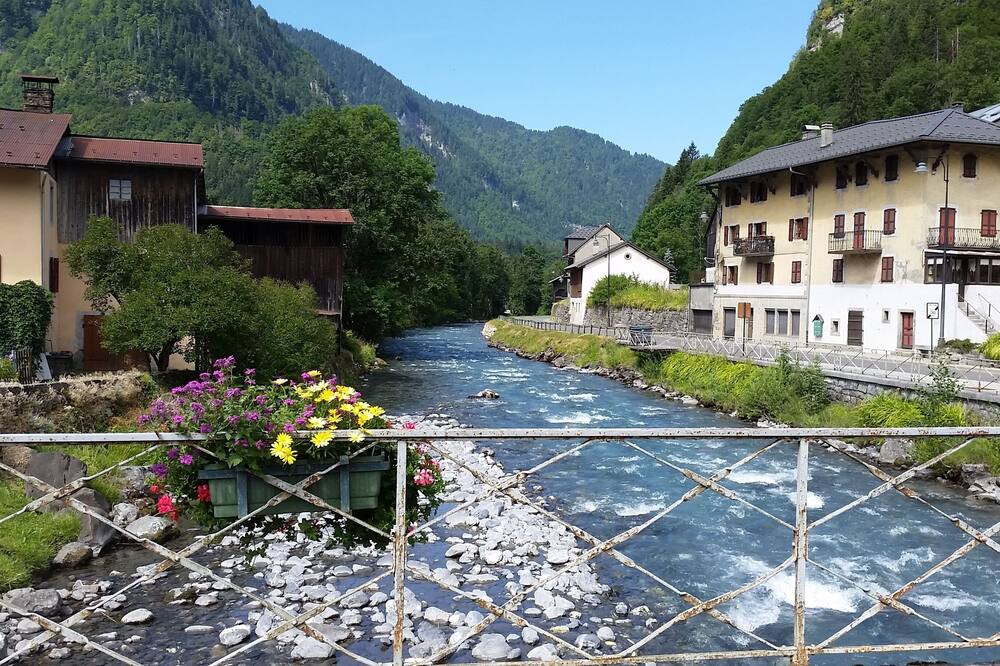 Photo of Outdoor in Sixt-Fer-a-Cheval