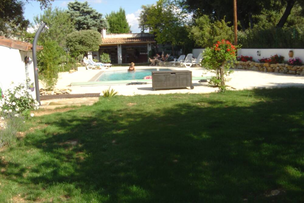 Photo of Outdoor in Saint-Julien