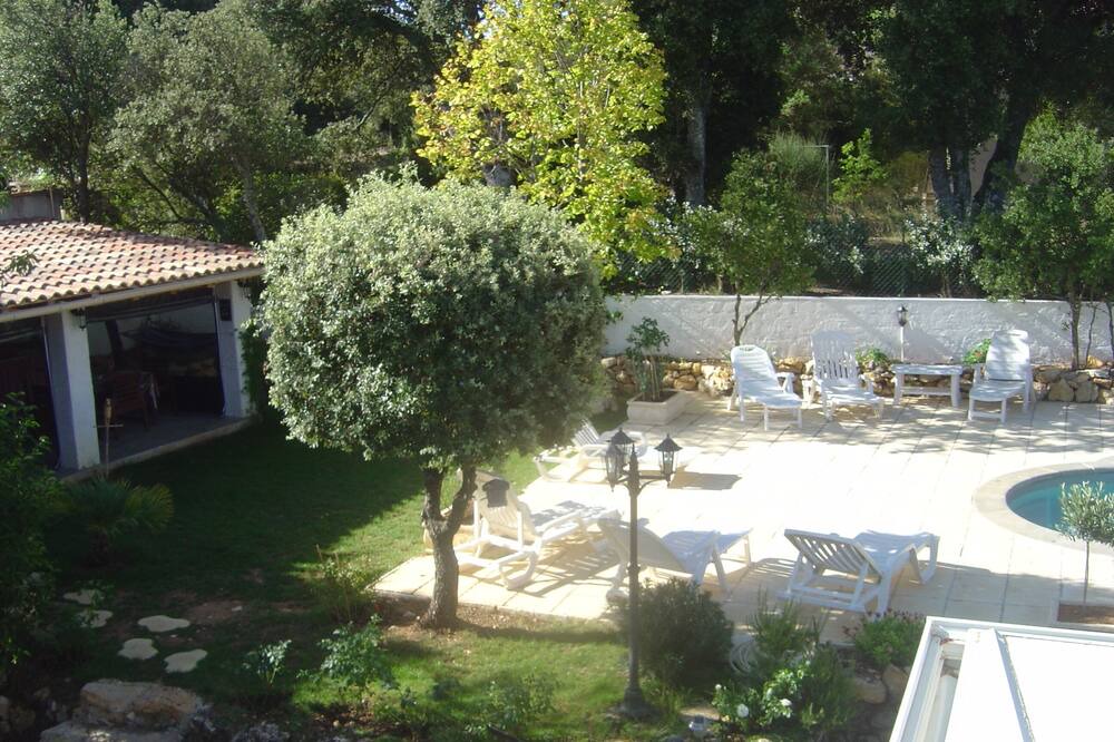 Photo of Outdoor in Saint-Julien
