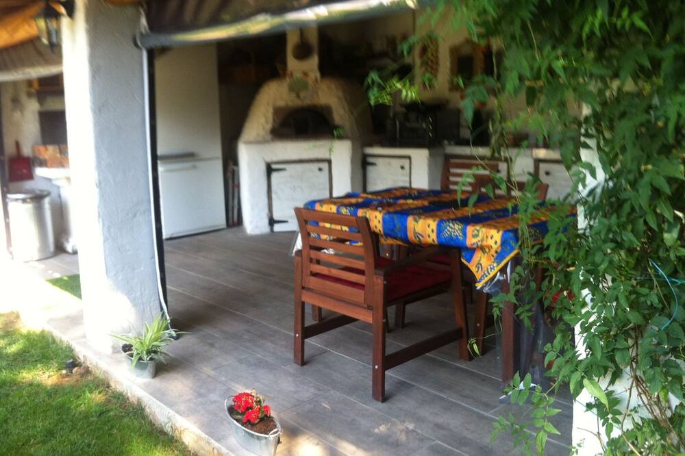 Photo of Patio Balcony in Saint-Julien