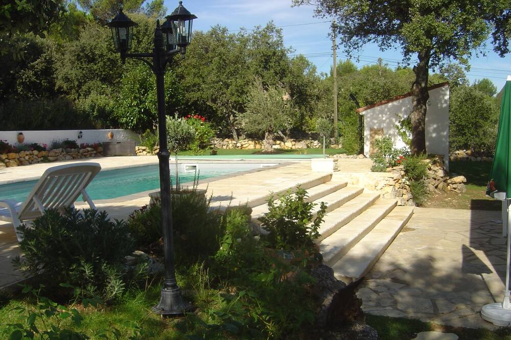 Photo of Outdoor in Saint-Julien