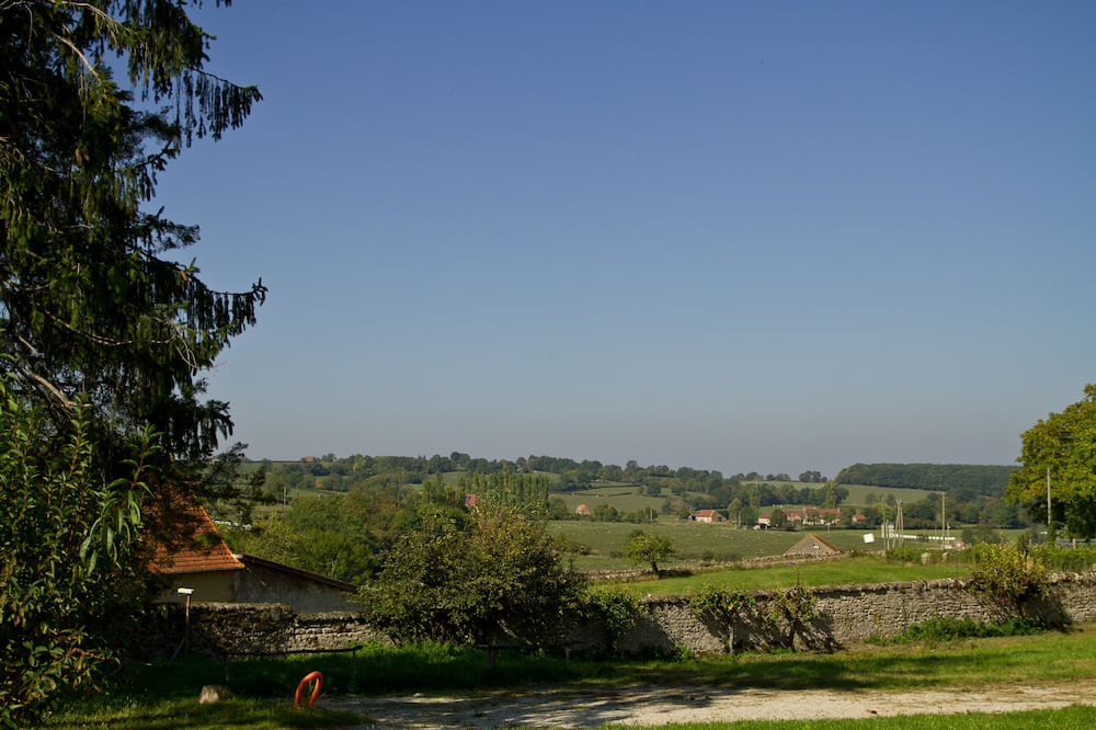 Photo of Outdoor in Oye