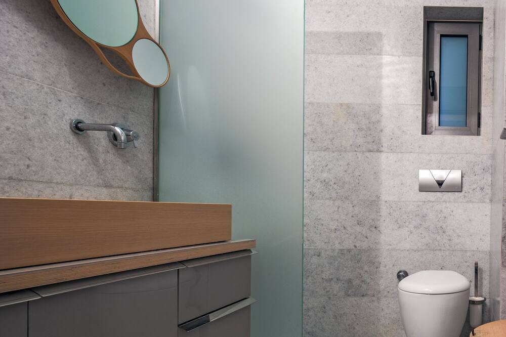 Photo of Bathroom in Markopoulo Mesogaias