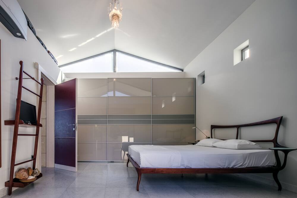 Photo of Bedroom in Markopoulo Mesogaias