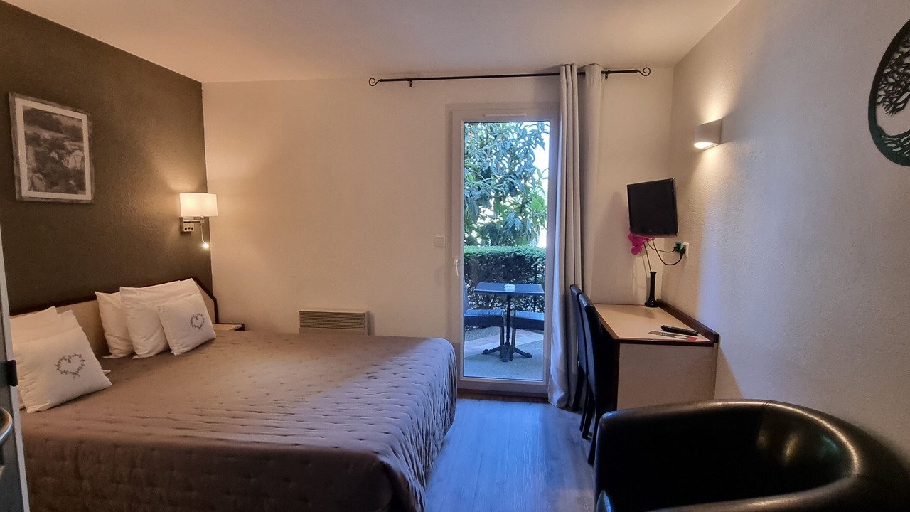 Photo of Bedroom in Vacqueyras