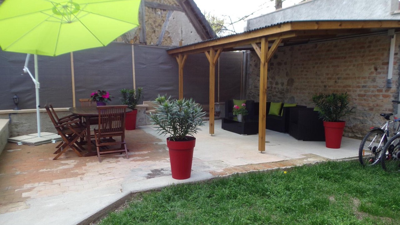 Photo of Outdoor in Vaumas