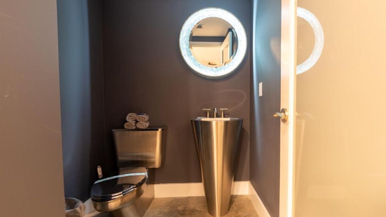 Photo of Bathroom in Biscayne Park